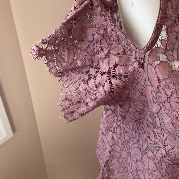 𝅺eclipse l Cold Shoulder Lace Top - Picture 5 of 8